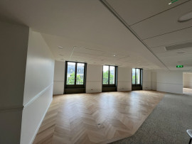 Location
Location Bureaux Paris 75008