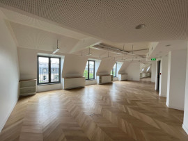
                                                                                        Location
                                                                                         Location Bureaux Paris 75008