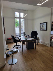 
                                                                                        Location
                                                                                         Location Bureaux Paris 75008