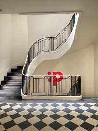 Location
Location Bureaux Paris 75016