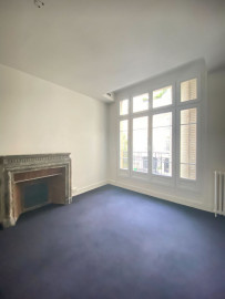 Location
Location Bureaux Paris 75016