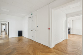 Location
Location Bureaux Paris 75016