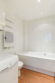 
                                                                                        Location
                                                                                         Location Bureaux Paris 75016