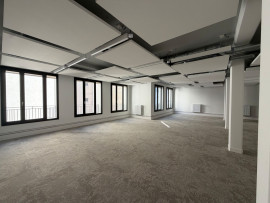 
                                                                                        Location
                                                                                         Location Bureaux Paris 75017