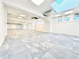 
                                                                                        Location
                                                                                         Location Bureaux Paris 75017