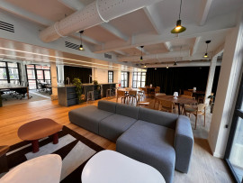 
                                                                                        Location
                                                                                         Location Bureaux Paris 75018