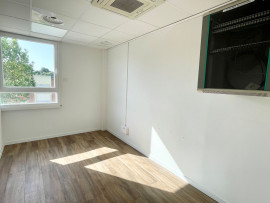 
                                                                                        Location
                                                                                         Location Bureaux Vitrolles 13127