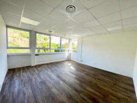 
                                                                                        Location
                                                                                         Location Bureaux Vitrolles 13127