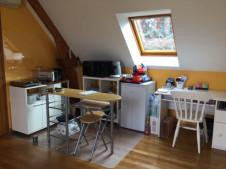 
                                                                                        Colocation
                                                                                         Location chambre chez l’habitant toute équipée.