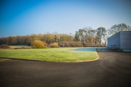 
                                                                                        Location
                                                                                         Location d'un entrepôt d'une surface de 3 000 m² proche de Bourges