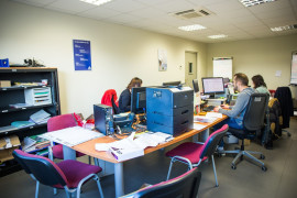 
                                                                                        Location
                                                                                         Location d'un entrepôt d'une surface de 3 000 m² proche de Bourges