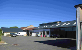 
                                                                                        Location
                                                                                         Location d'un local d'activité d'une surface de 650 m² à Nièvre
