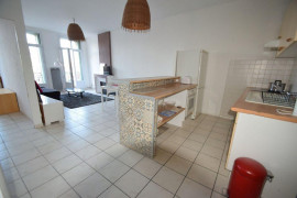 
                                                                                        Location
                                                                                         Location meublée, appartement T3 de 60.65m²