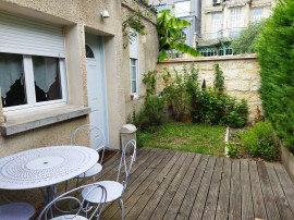 
                                                                                        Location
                                                                                         Location petite maison au centre ville de Bordeaux