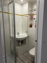 
                                                                                        Location
                                                                                         Location - studette 11m2 - près Buttes Chaumont