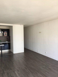 
                                                                                        Location
                                                                                         Location studio 33 m2 place Gambetta