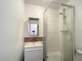 
                                                                                        Location
                                                                                         Location studio Lyon 7 quartier Debourg