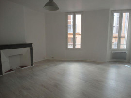 
                                                                                        Location
                                                                                         Location T1 Aix-en-Provence Mirabeau