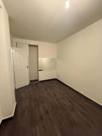 
                                                                                        Location
                                                                                         Location T2