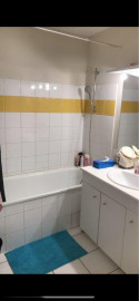 
                                                                                        Location
                                                                                         Location T2 meublé de 45 m2 Quai Saint Vincent
