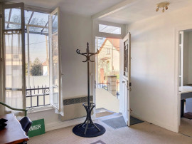 
                                                                                        Location
                                                                                         locaux 26 m²
