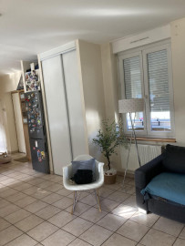 
                                                                                        Location
                                                                                         Logement agréable de 60m²