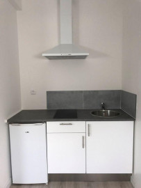 
                                                                                        Location
                                                                                         Logement étudiant refait à neuf proche campus/ chu