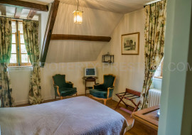 Vente
LOIRET 400 HA PROPRIETE RURALE PLEINE NATURE