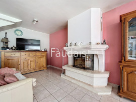 
                                                                                        Vente
                                                                                         LONGERE RENOVEE CONDE SUR VIRE - 10 MIN DE ST LO