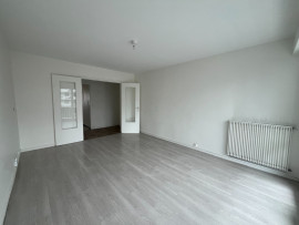 
                                                                                        Vente
                                                                                         lot 116 Noisy-le-Grand