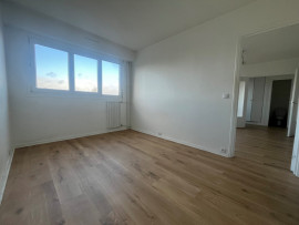 
                                                                                        Vente
                                                                                         lot 131 Noisy-le-Grand