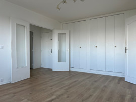 
                                                                                        Vente
                                                                                         lot 131 Noisy-le-Grand