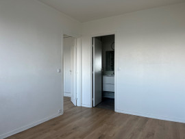 
                                                                                        Vente
                                                                                         lot 131 Noisy-le-Grand