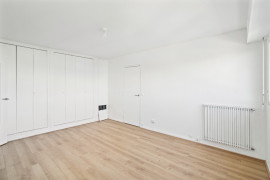 
                                                                                        Vente
                                                                                         lot 135 Noisy-le-Grand