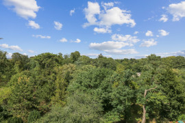 
                                                                                        Vente
                                                                                         LOT 17&20