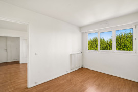 
                                                                                        Vente
                                                                                         lot 433 Noisy-le-Grand