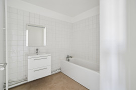 
                                                                                        Vente
                                                                                         lot 519 Noisy-le-Grand