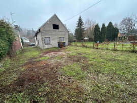 
                                                                                        Vente
                                                                                         Lot de 2 maisons à rénover avec jardin