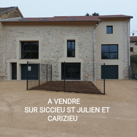 
                                                                                        Vente
                                                                                         lot de 2maisons de village en plateau