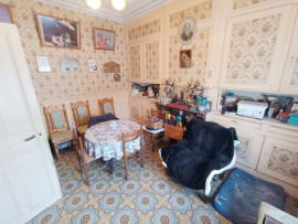 Vente
                                                                                Lot maison à rénover et 43 garages