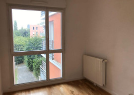 
                                                                                        Location
                                                                                         Loue 2 pièces 42m² avec balcon à Créteil