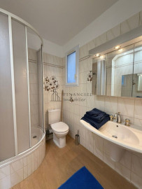 
                                                                                        Location
                                                                                         LOUE SUPERBE 1/2 PIECES MEUBLE - TUILERIES
