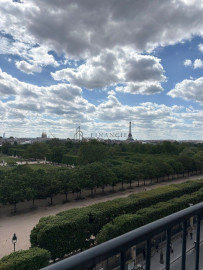 
                                                                                        Location
                                                                                         LOUE SUPERBE 1/2 PIECES MEUBLE - TUILERIES