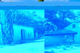 Vente
LUBERON PROPRIETE DE CARACTERE 230 M² 6 HA