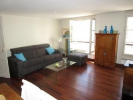 Location
lumineux appartement de 2 pièces de 40mètres