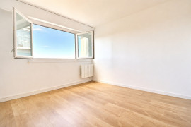 
                                                                                        Vente
                                                                                         Lumineux Appartement familial de 90 m²