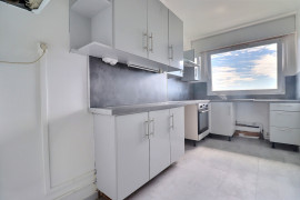 
                                                                                        Vente
                                                                                         Lumineux Appartement familial de 90 m²