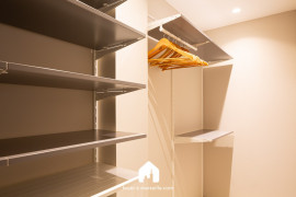 Location
Madeleine 2