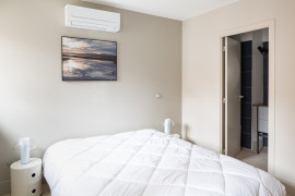 
                                                                                        Location
                                                                                         Madeleine 7