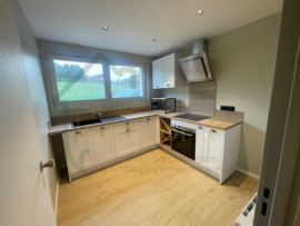 
                                                                                        Location
                                                                                         Magnifique 2 pièce de 48m2 situé dans un quartier calme à proximité du centre-ville de Saint-Quentin